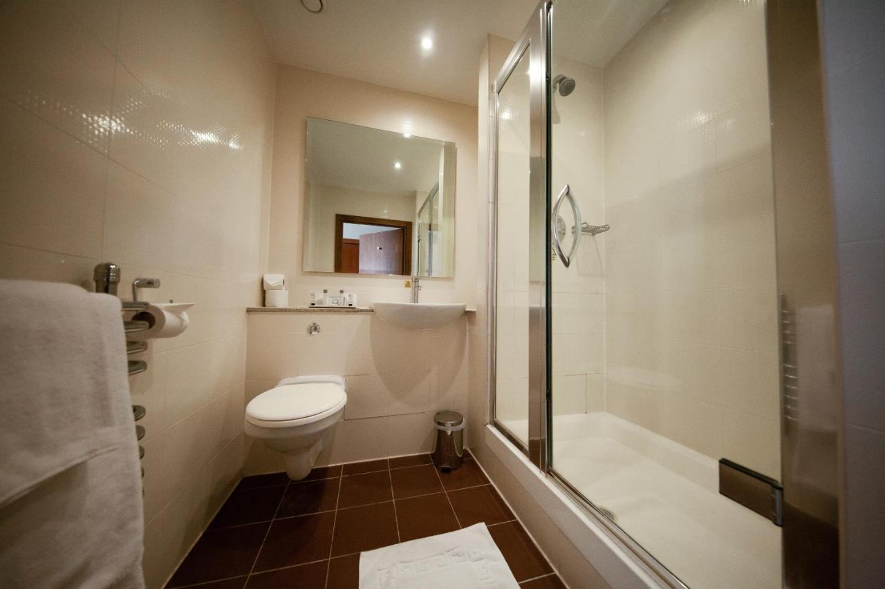 Berwick Manor Hotel Rainham  Eksteriør bilde
