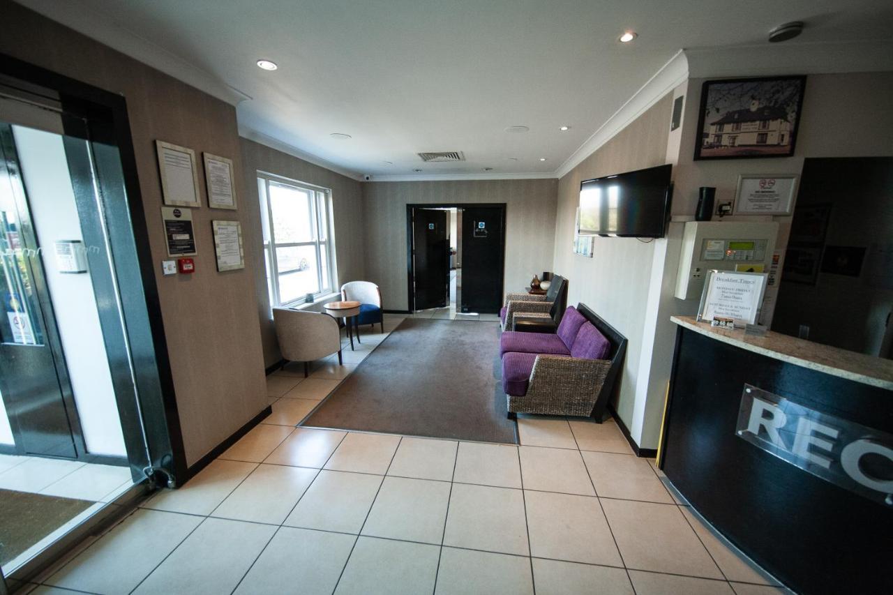Berwick Manor Hotel Rainham  Eksteriør bilde