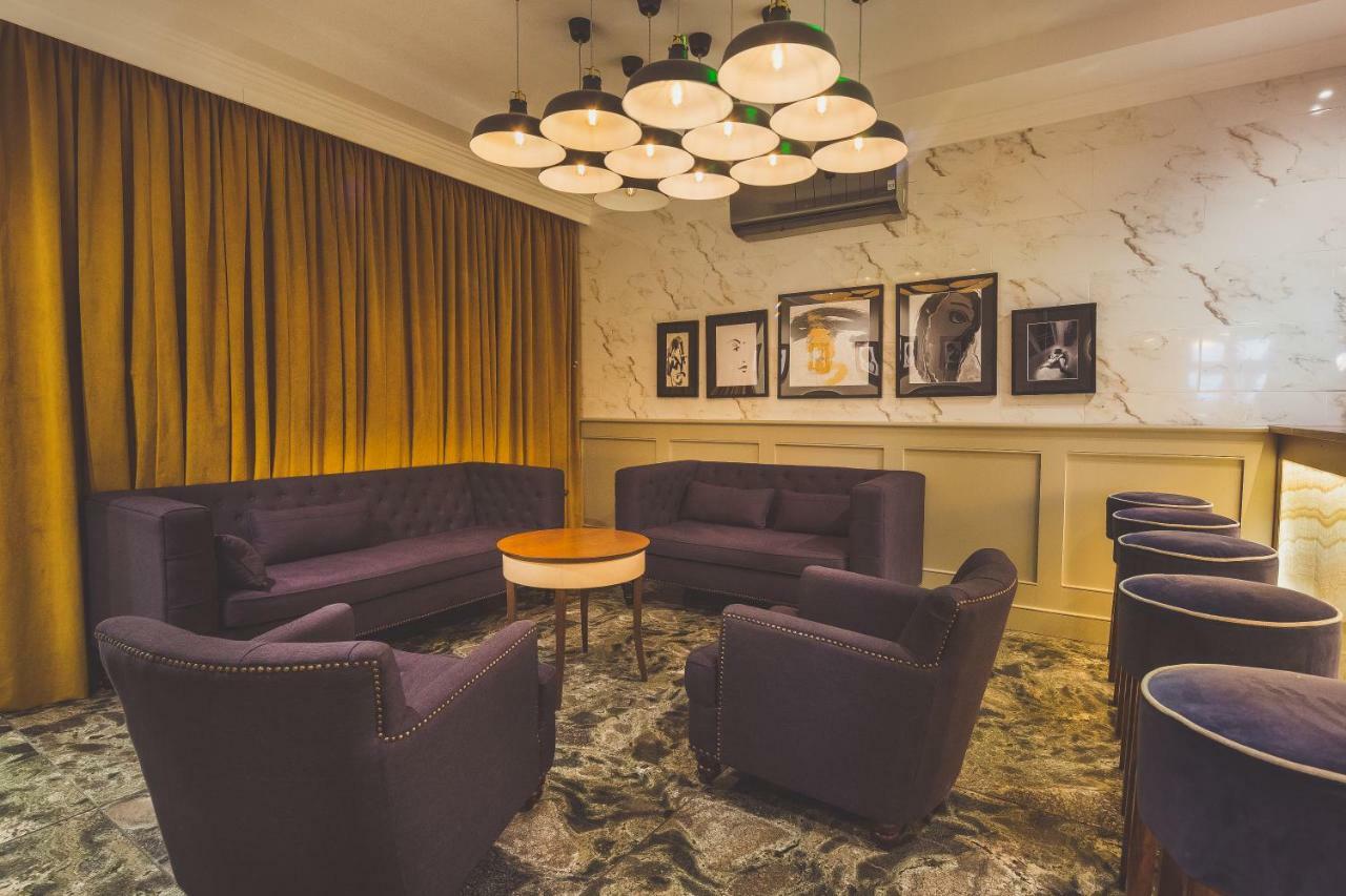 Berwick Manor Hotel Rainham  Eksteriør bilde